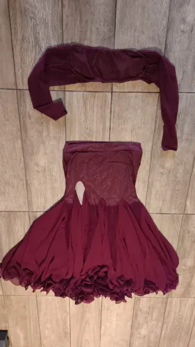 Saia + Bolero, marca Layla costure, Tamanho M - USADO UMA VEZ