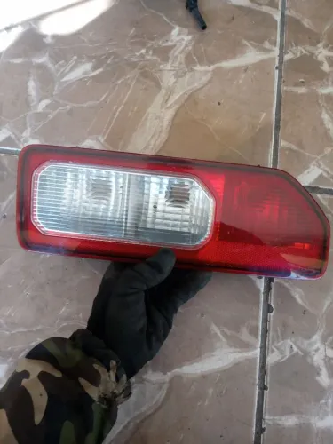 Lanterna Traseira Esquerda Suzuki Jimny Sierra 