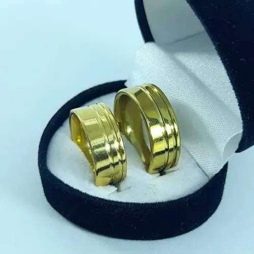Par de aliança para casamento e noivado 
