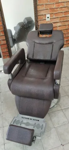 Poltrona de Barbeiro Profissional - Salão de beleza 