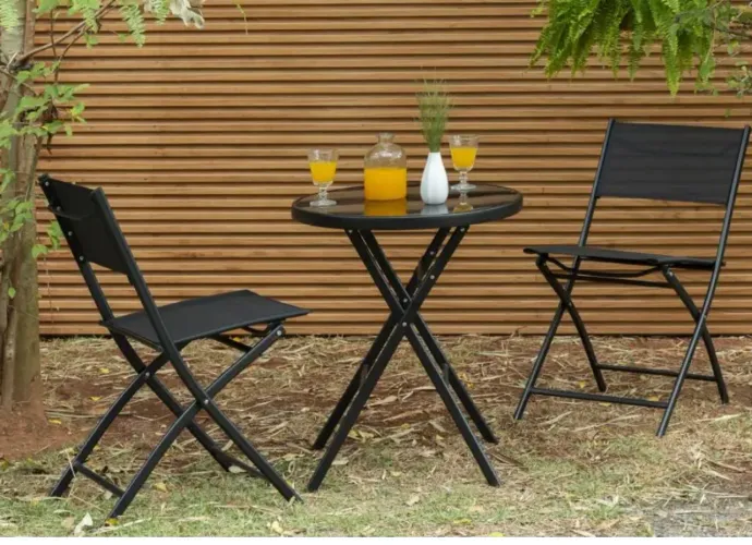 Conjunto de Mesa e Cadeira Naterial