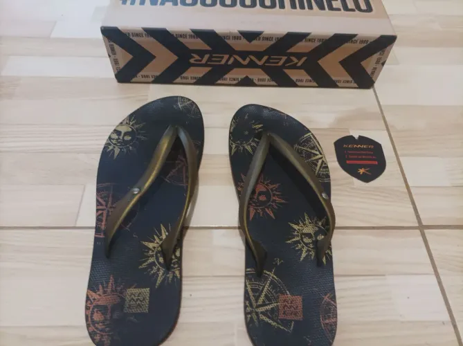 Chinelo Kenner original 