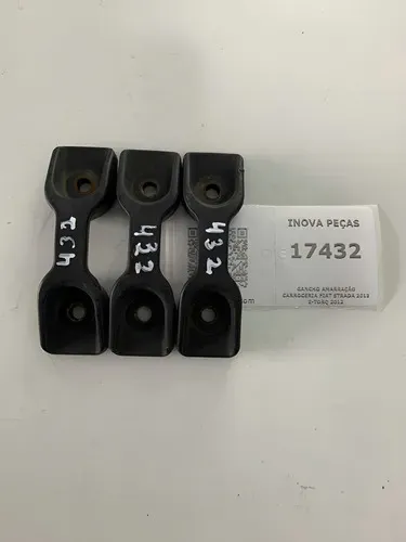  Gancho Amarração Carroceria Fiat Strada 2013 E-torq 2012