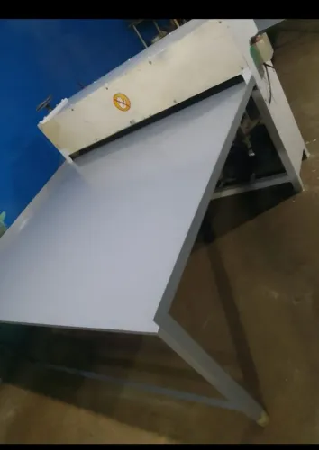 Vendo /Troco Máquina de Corte Industrial 