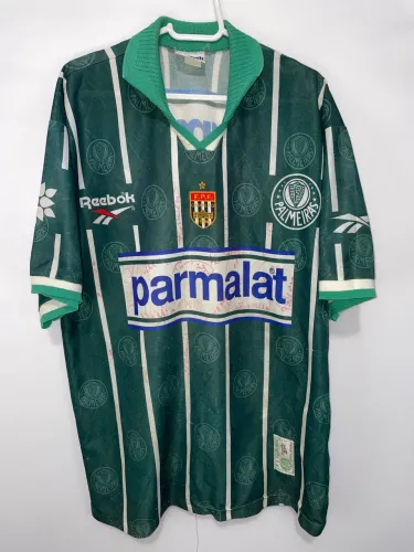 Camisa do Palmeiras Reebok 1996 autografada 