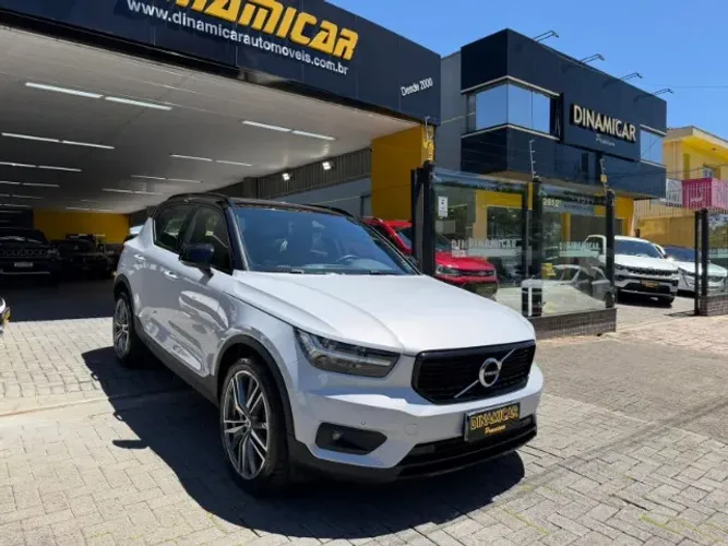 Volvo XC40 XC 40 T-5 Híbrido R-design 1.5 262cv FWD 2022