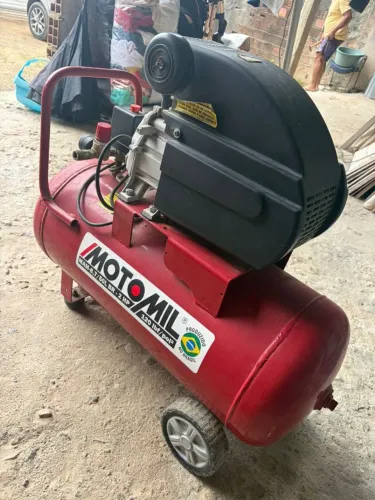 Compressor de Ar Portátil 50L