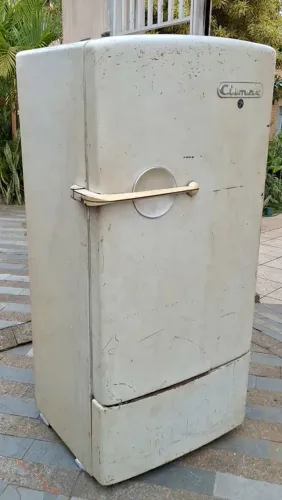 Geladeira antiga