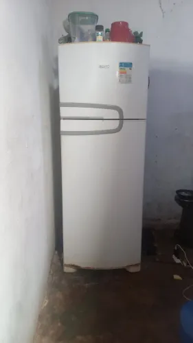 Estou vendendo essa geladeira