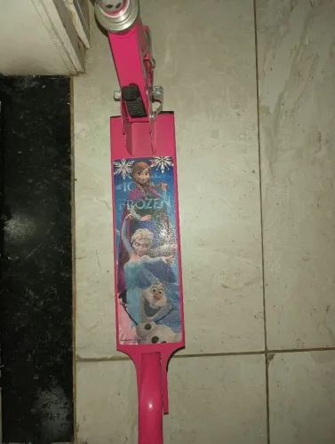 Patinete infantil da Frozen