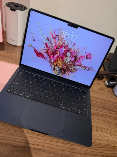 MacBook Air M2 2022 13,6? 8GB 256GB - Impecável / Completo