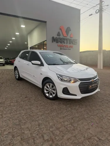 Chevrolet Onix Hatch LT 1.0 12V TB Flex Mec. 4P 2023