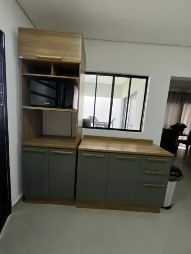 PRA VENDER RÁPIDO! Conjunto duas peças estilo planejado, ( torre + balcão)