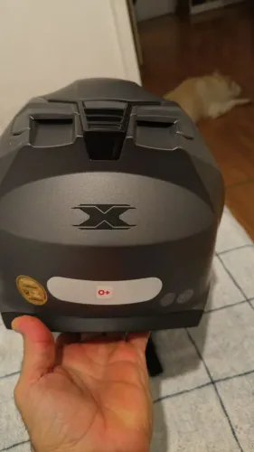 Vendo 2 capacetes de marca boa seminovos. 