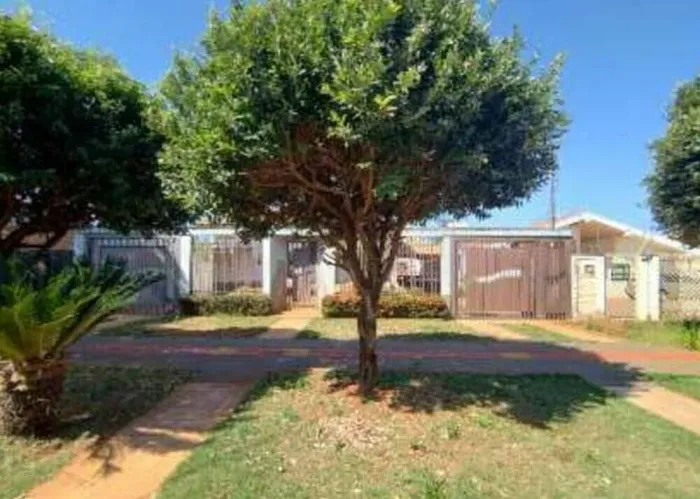 CASA RESIDENCIAL em CAMPO GRANDE - MS, VILA BANDEIRANTE