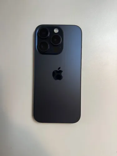 Vendo iPhone 15 pro 256gb Azul Titânio 