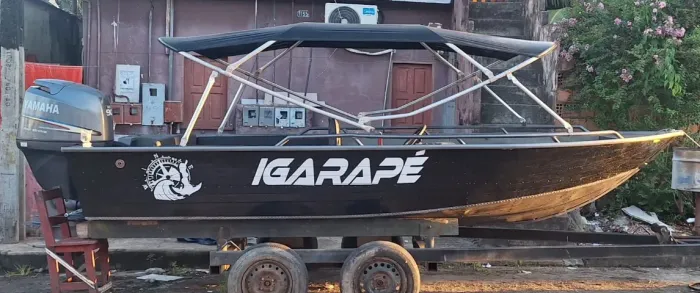 LANCHA MARAJÓ 16 PÉS COM MOTOR DE POPA 90 HP 