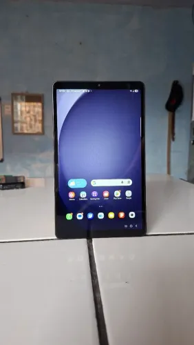 Tablet em Mosqueiro Samsung Tab A9 Tela 8.7 polegadas Chip 4G Faz Ligacao Semi-Novo