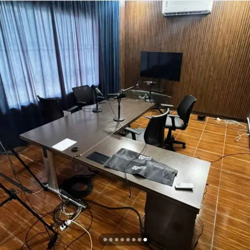 Mesa ele L