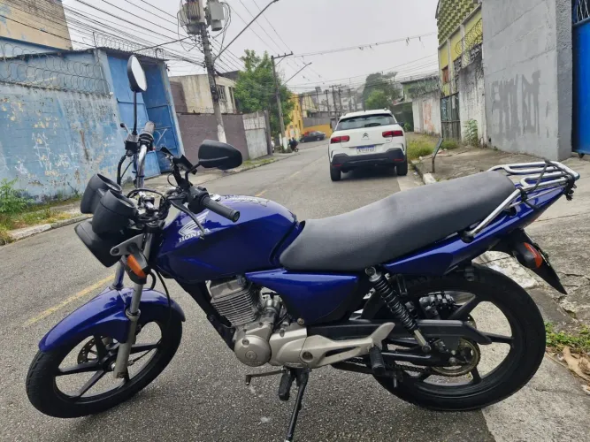 Titan 150
