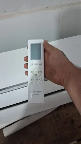 Ar condicionado com 3 meses de uso