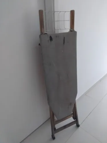 Tábua para passar roupas