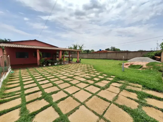 Incra 9 - Casa com 2 Quartos - Aceita Carro e Imóvel de menor valor na Negociação