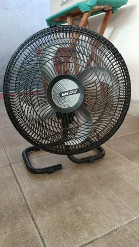 Ventilador de chão forte