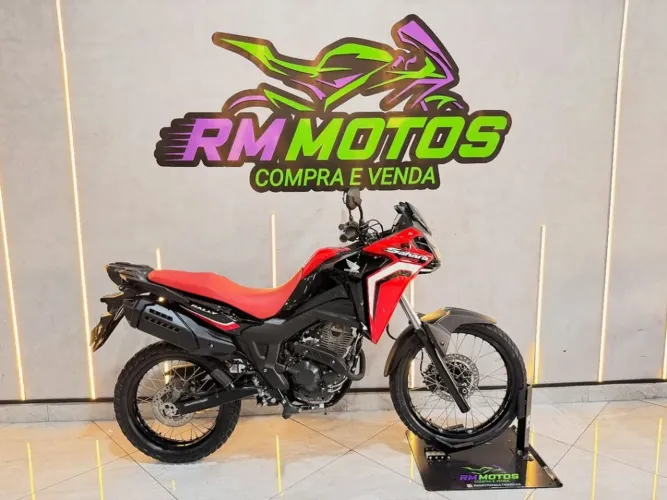 Honda Sahara 300 rally 2024