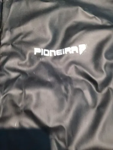 Capa de chuva pioneira 