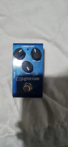 Vendo pedal landscape compressor cst2 top com a caixa