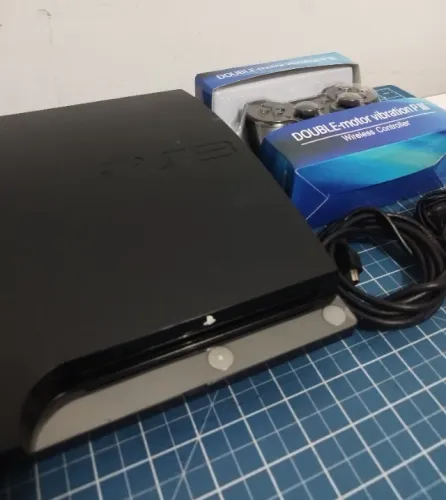 PS3 Slim 500Gb Desbloqueado HEN 4.92 com loja e jogos