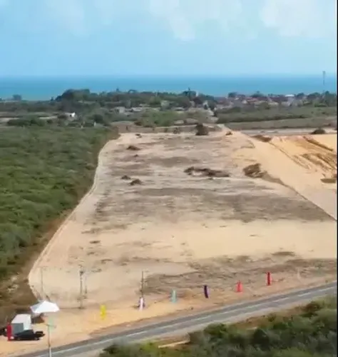 LOTE À VENDA 200M2 PRAIA DA LAGOINHA-CE