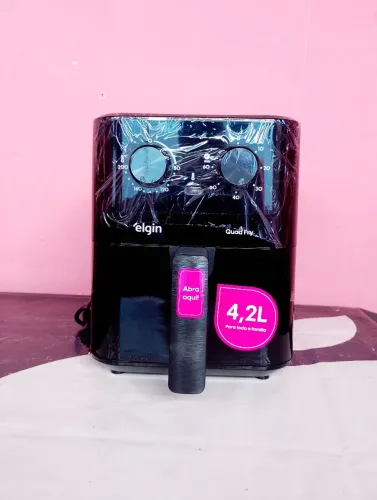 Vende-se fritadeira elétrica sem óleo Airfryer 4,2l em perfeito estado nunca foi usada.
