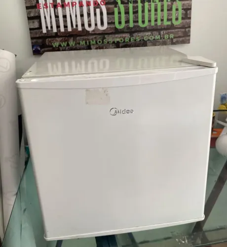 Frigobar 45L R$ 580,00