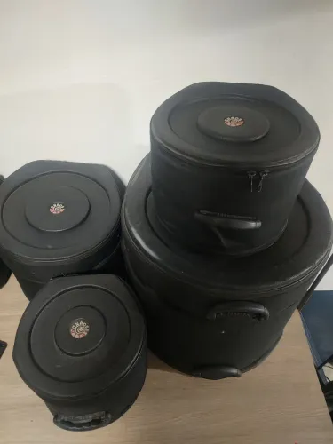 Case Solid Sound top