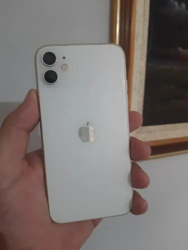 Iphone 11 64 gb funciona tudo