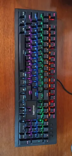 Teclado Gamer MECÂNICO Phillips usado excelente padrão EUA