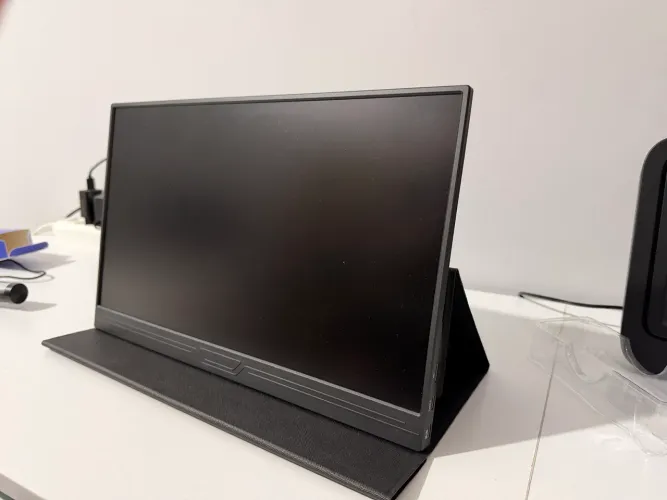 Monitor Portátil ReHisk 14? Full HD IPS 60Hz USB-C / HDMI