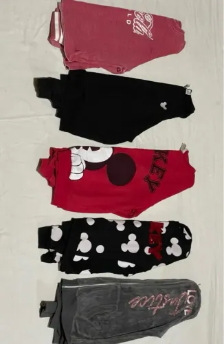 Lote de blusas e jaqueta de frio do EUA