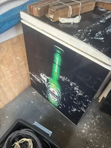 Freezer horizontal estampado Heineken 