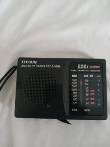 Rádio Tecsun  R202t