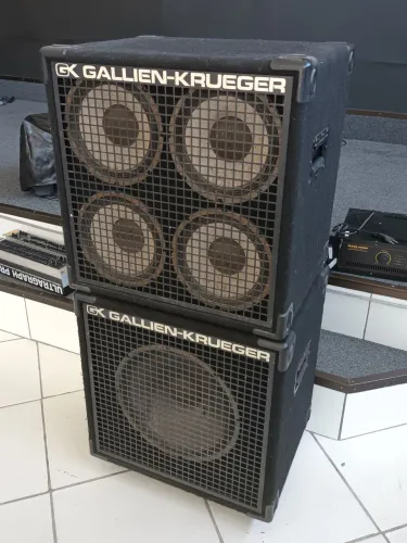 Caixa de baixo passiva com 1 alto falante
