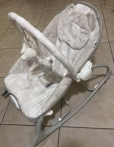 Cadeirinha de balanço musical