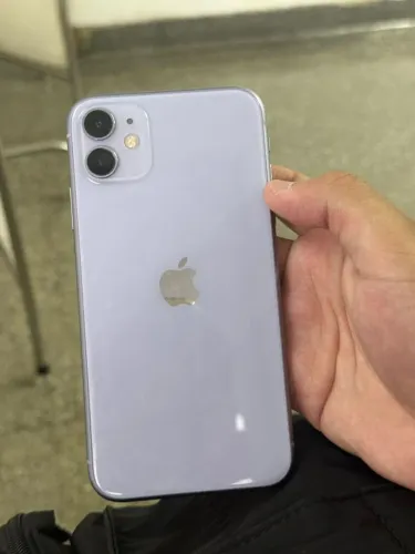 iPhone 11