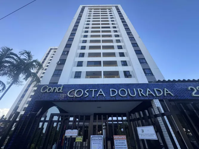 Costa Dourada 3/4 vista livre sombra [14075]