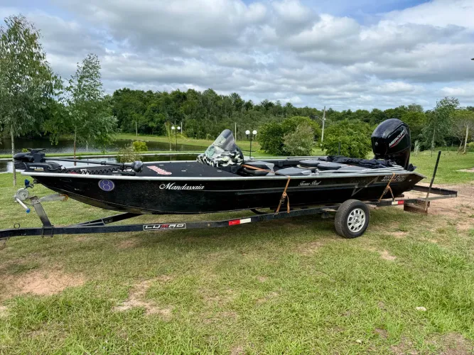 Lancha Bass Boat 