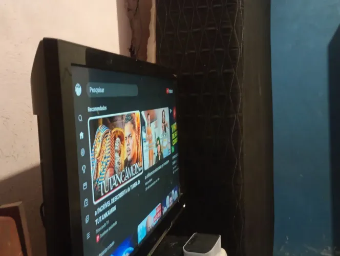 TV PANASONIC + CONVERSOR COM APLICATIVOS