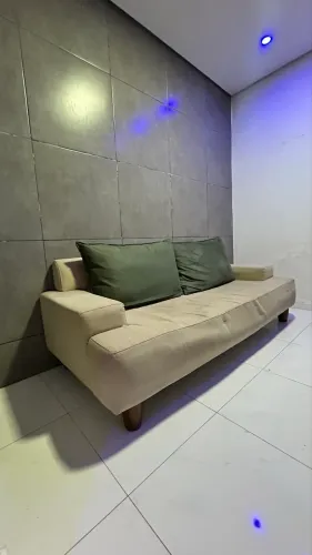 SOFÁ 3 LUGARES - BARATO