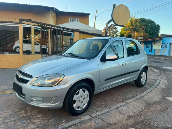 Chevrolet Celta Spirit/ LT 1.0 MPFI 8V Flexp. 5P 2012